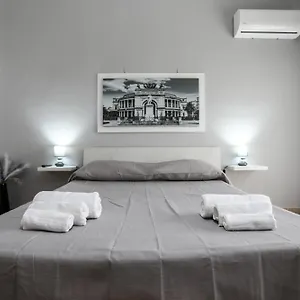 medea-suite-panoramic.palermohotels.org/